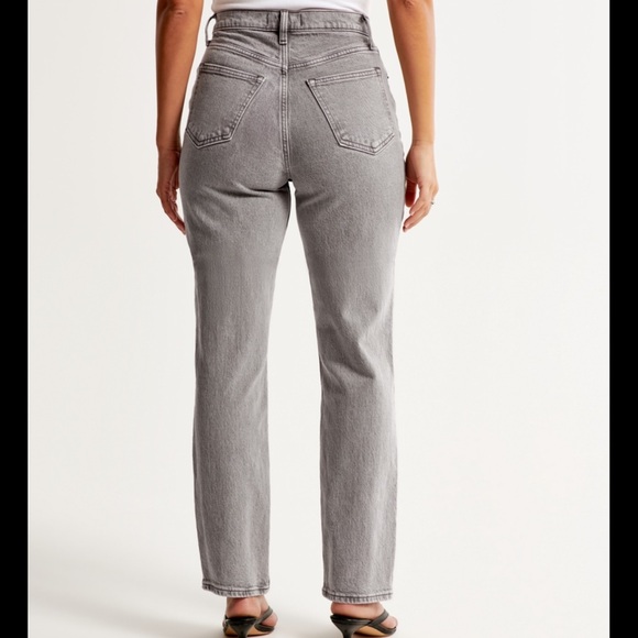 Abercrombie & Fitch curve love ultra high rise 90’a straight jean - Picture 3 of 12